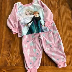 Frozen Pajamas • 2T